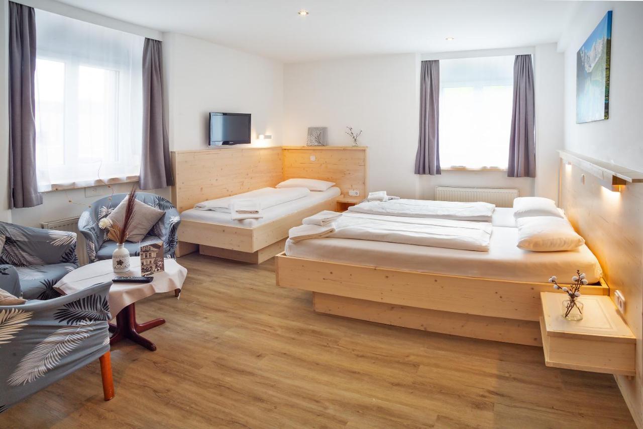 Hotel Gisela คุฟชไตน์ ภายนอก รูปภาพ