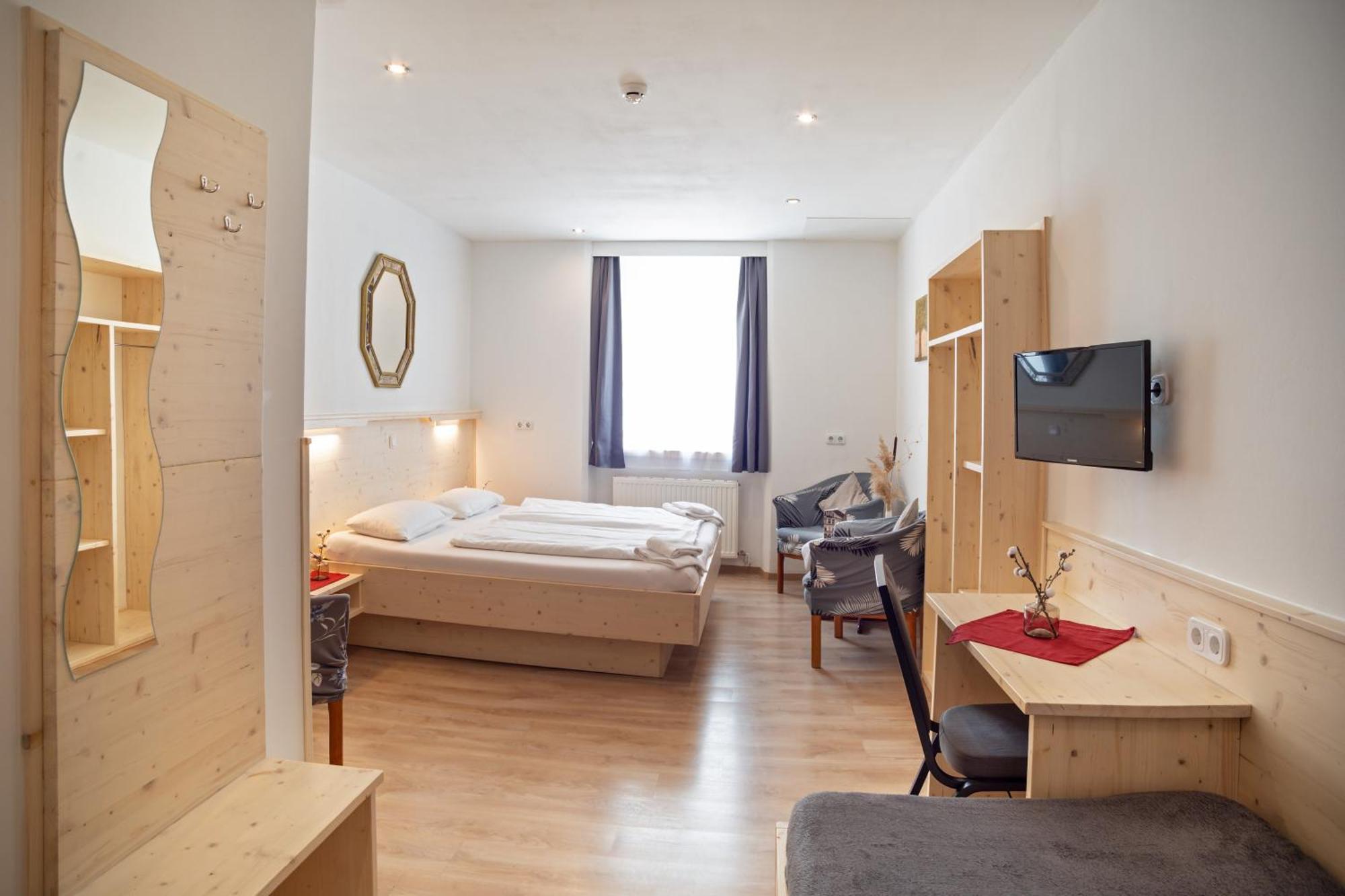 Hotel Gisela คุฟชไตน์ ภายนอก รูปภาพ