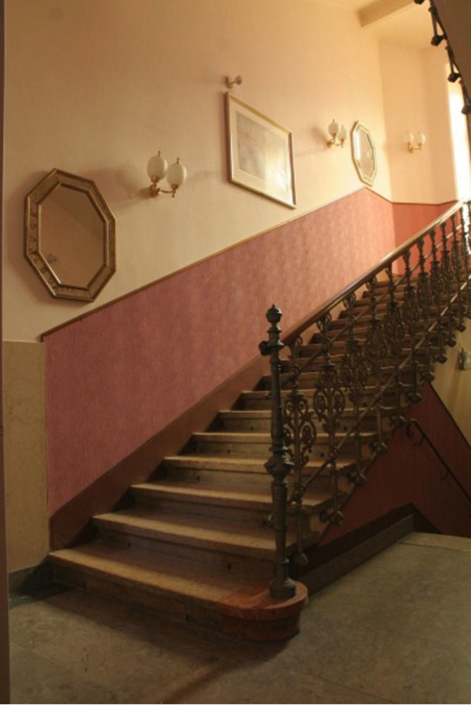 Hotel Gisela คุฟชไตน์ ภายนอก รูปภาพ