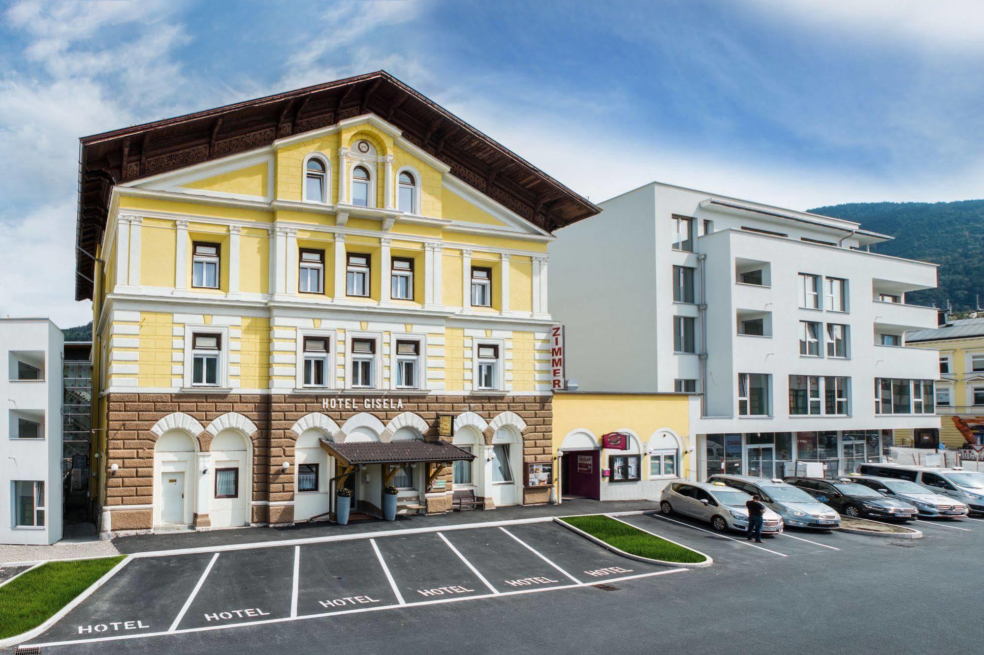 Hotel Gisela คุฟชไตน์ ภายนอก รูปภาพ