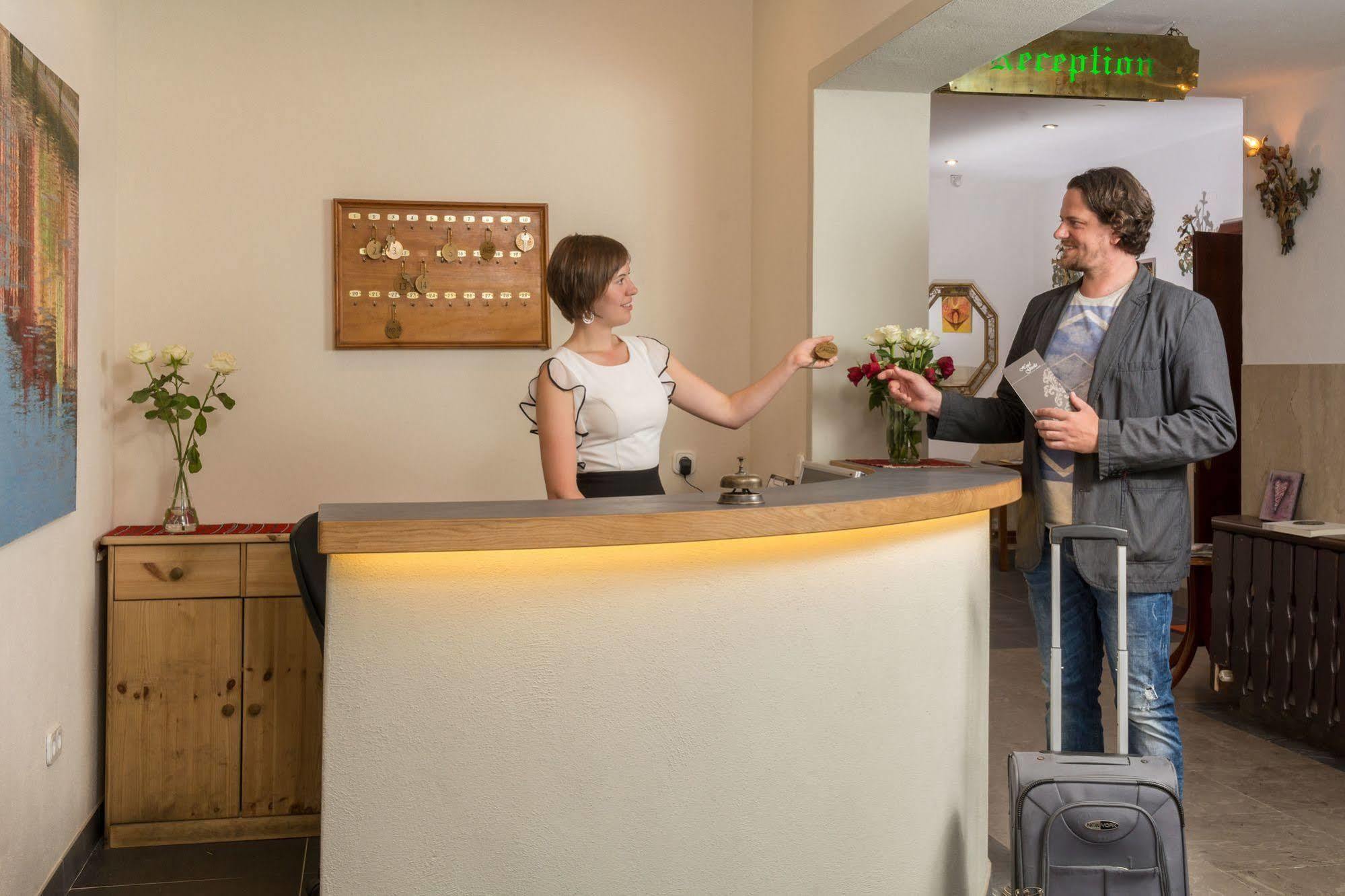 Hotel Gisela คุฟชไตน์ ภายนอก รูปภาพ